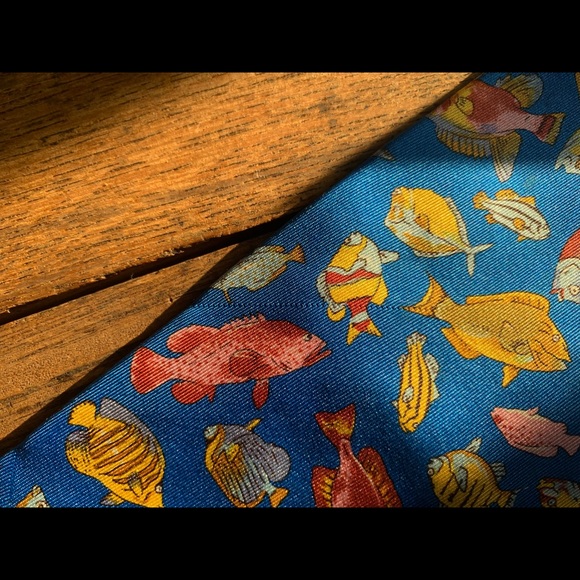 GUCCI Silk Fish 🐠 Tie